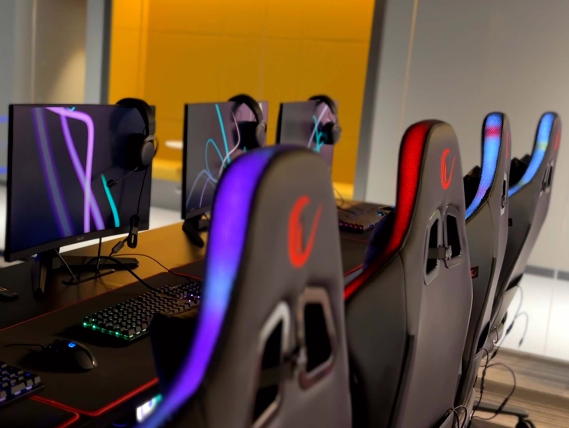 Ardventure Tekmer ofisinde vr oyun teknolojilerine odaklanan deneyim alanı
